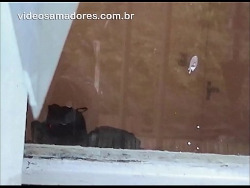 ❤️ Gizon hunkigarria bere neska-laguna beste mutil batekin ikusten, putz-bideo bat grabatzen bikotea molestatu gabe ❌ Porno gurean eu.banglablog.top ❌️
